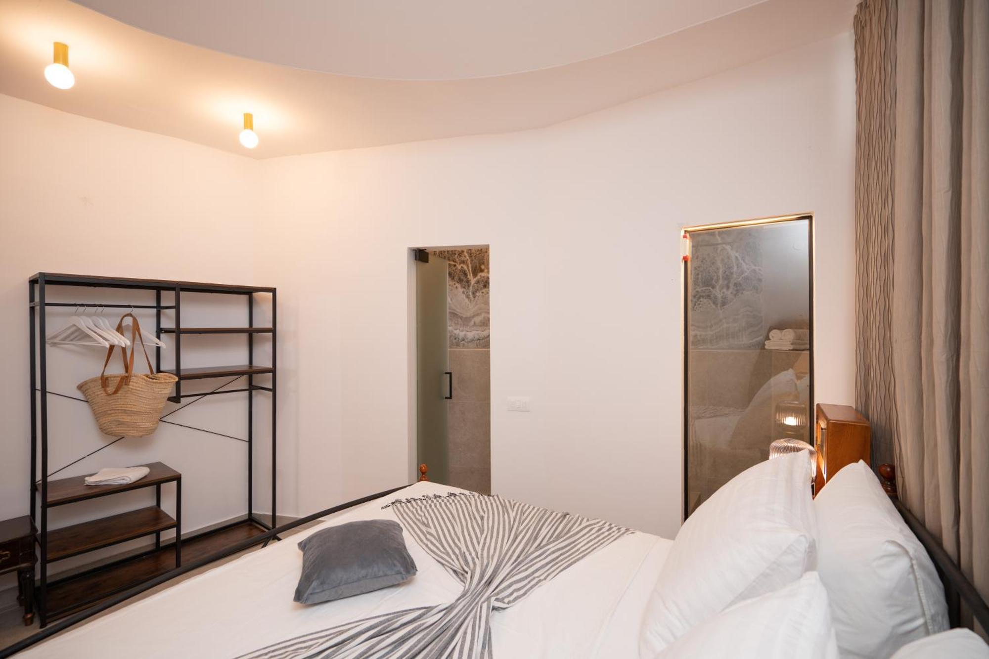 Holiday Home Skala With Hot Tub & Kala With Terrace Pitve Exteriör bild