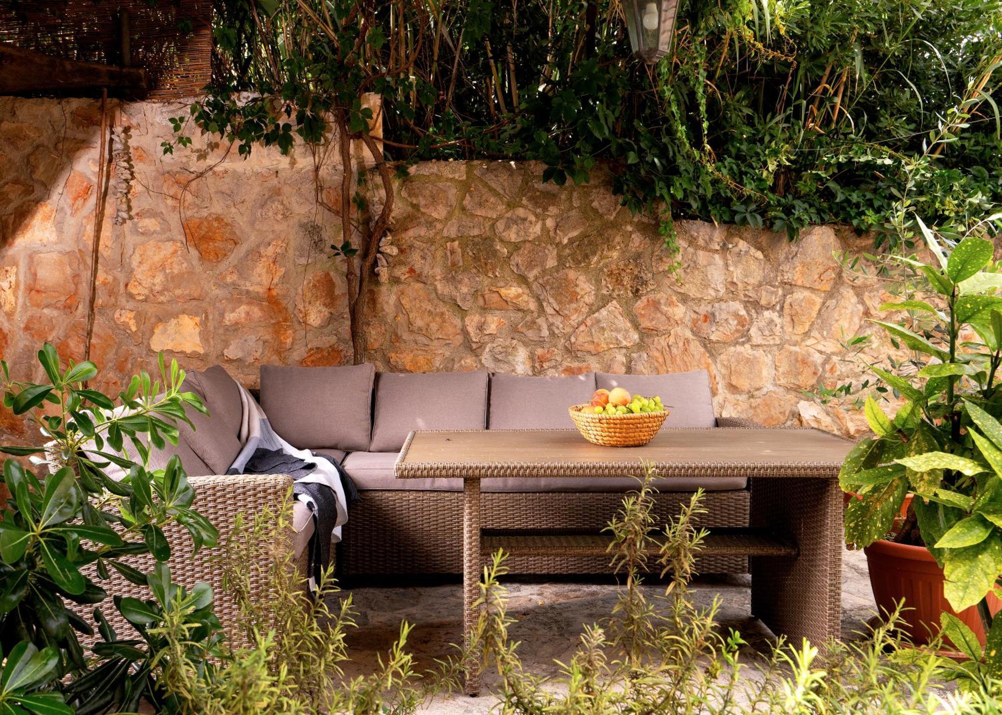 Holiday Home Skala With Hot Tub & Kala With Terrace Pitve Exteriör bild